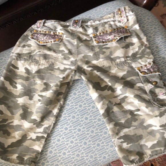 Miss Me camouflage Bling Shorts - Picture 2 of 3
